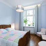 Style4rent Sunny Old Town *