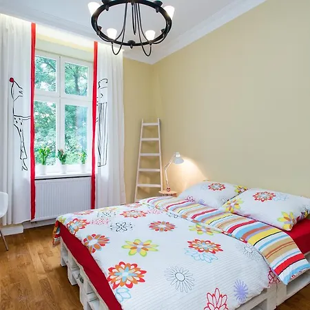 Style4rent Sunny Old Town Apartment