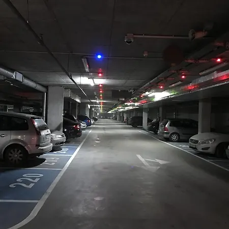 Style4rent Sunny Old Town